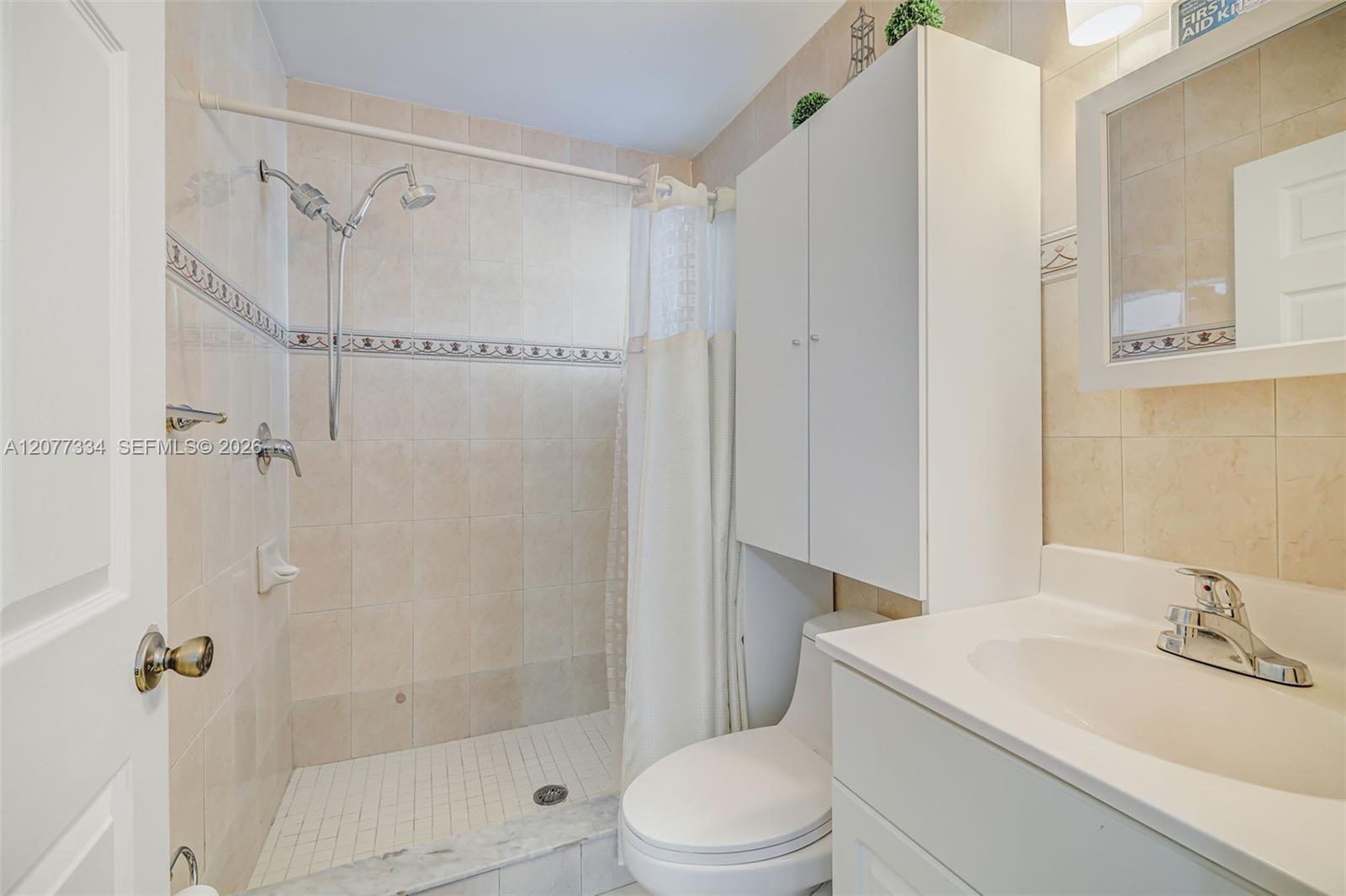 5923 Sw 147th Place Property Photo 33