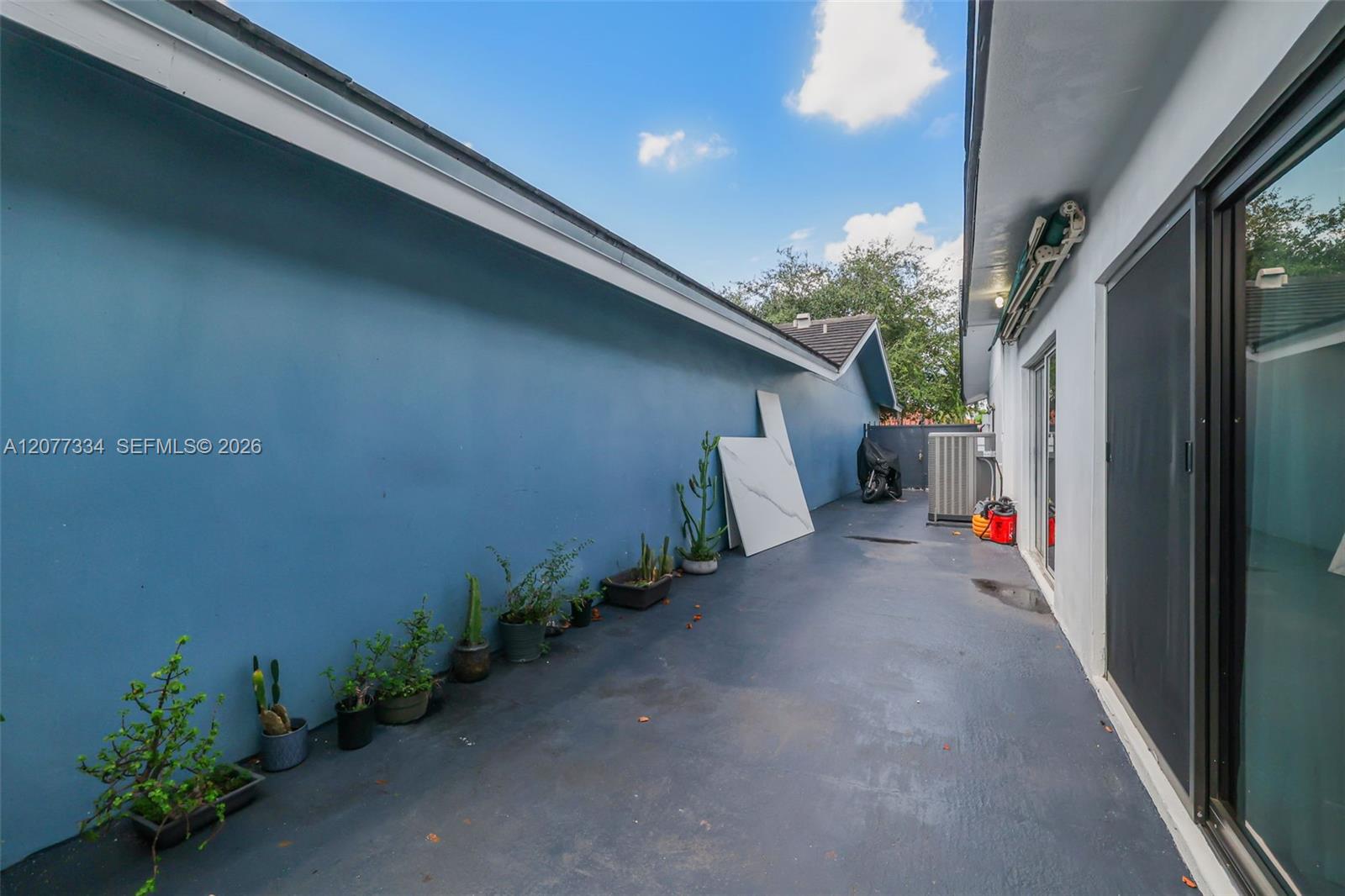 5923 Sw 147th Place Property Photo 44