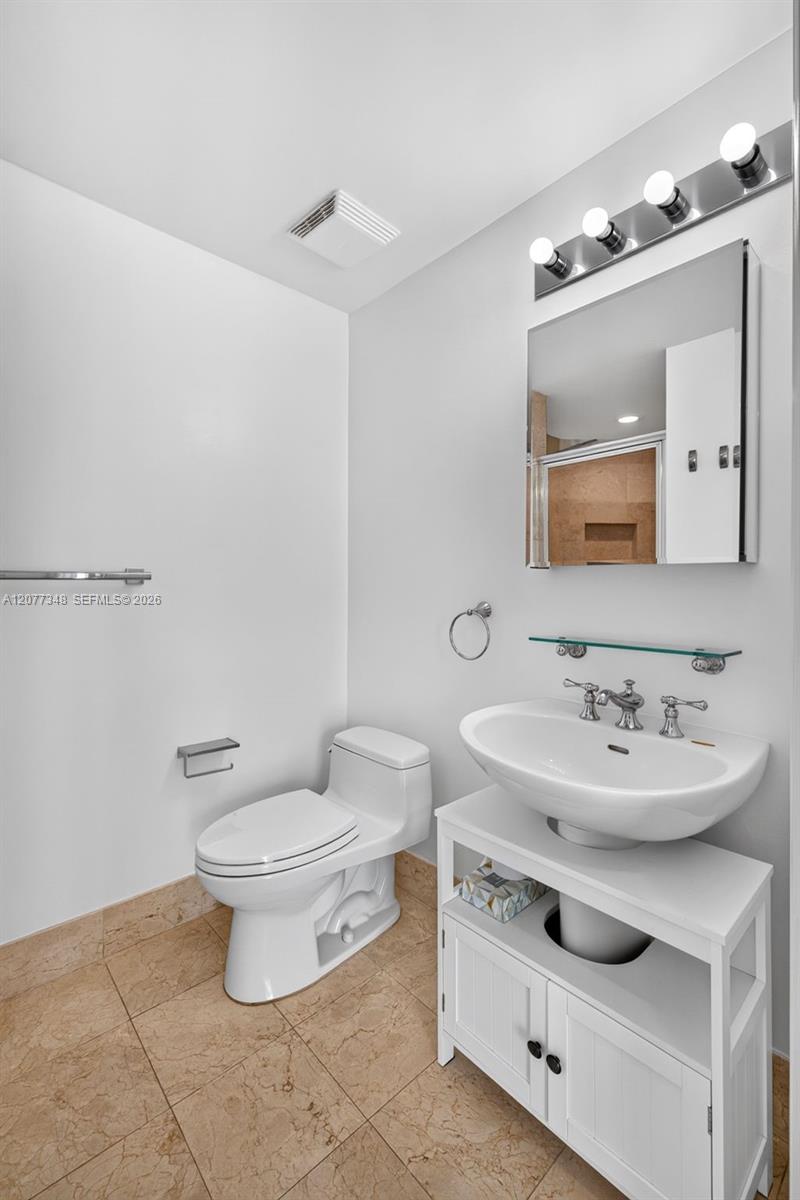 111 Se 8th Avenue 705 Property Photo 45