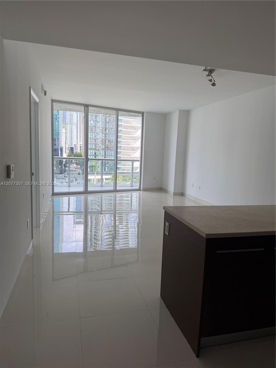 A12077357 Property Photo 9