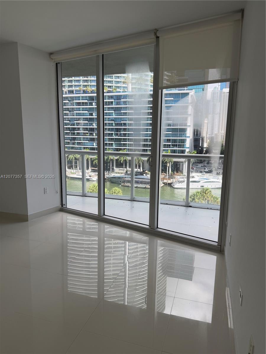 A12077357 Property Photo 12