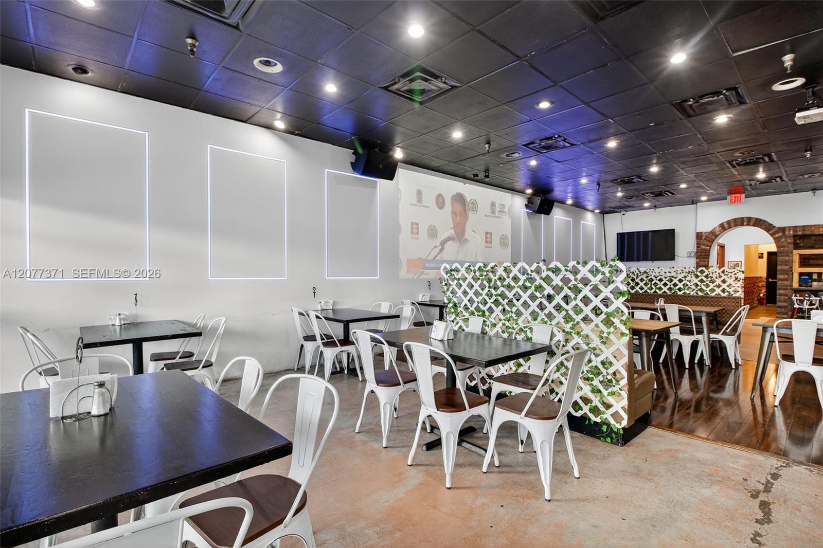 Restaurant And Bar For Sale In Coral Springs Property Photo 2