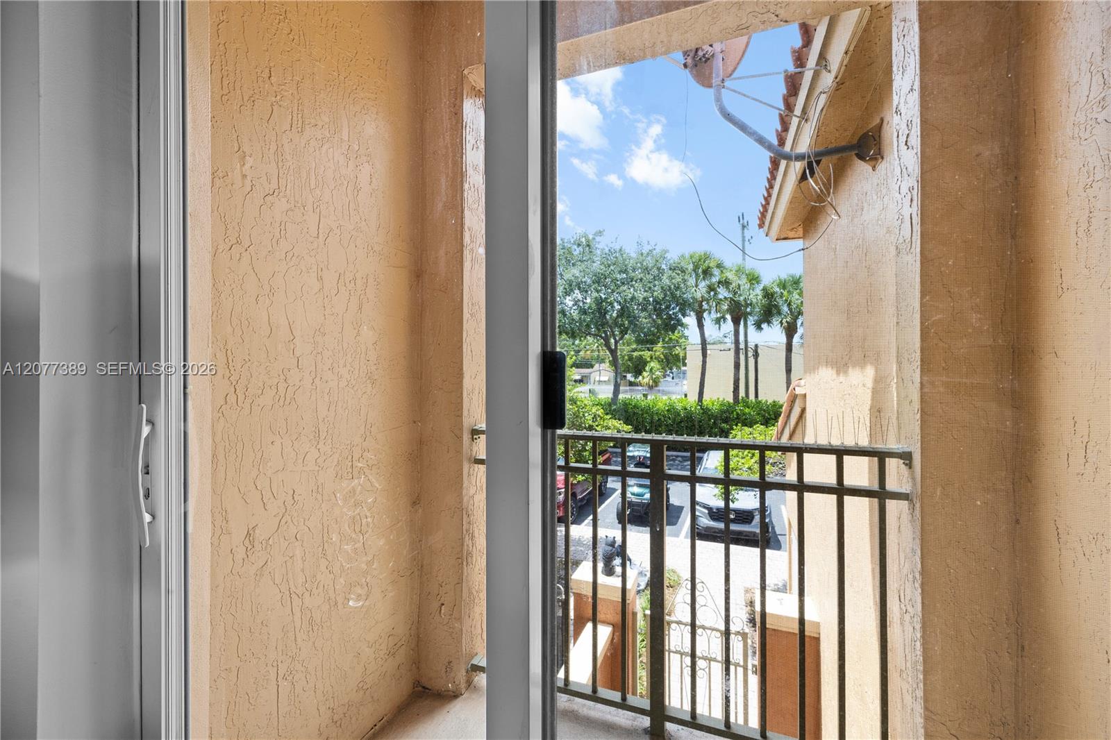 2312 Coral Reef Court 4704 Property Photo 3