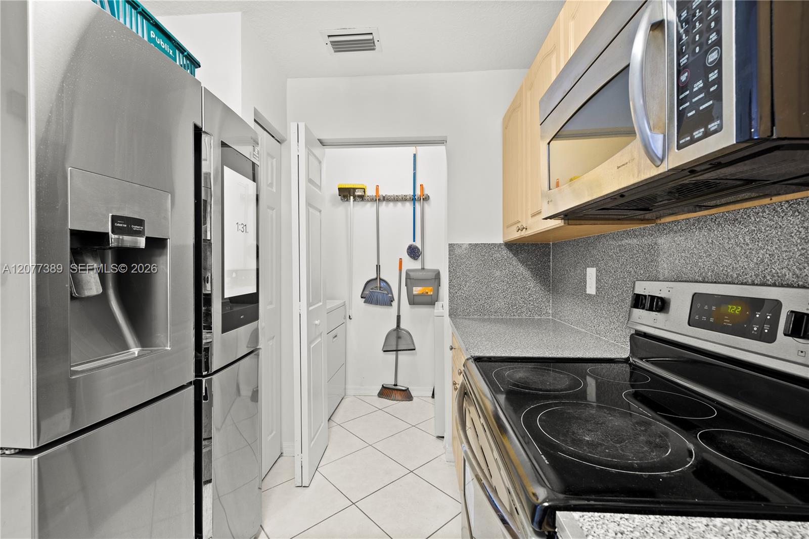 2312 Coral Reef Court 4704 Property Photo 18
