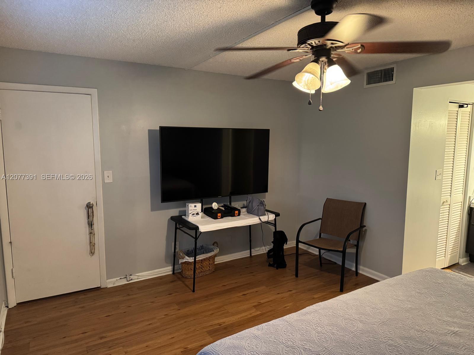 A12077391 Property Photo 7