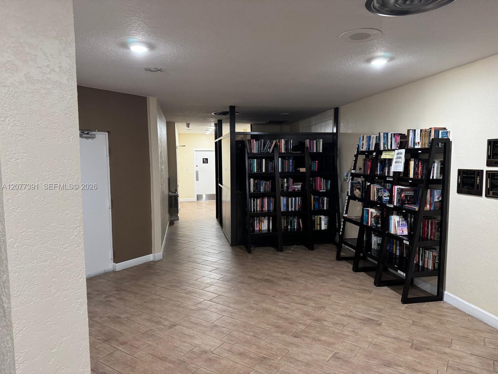 A12077391 Property Photo 44