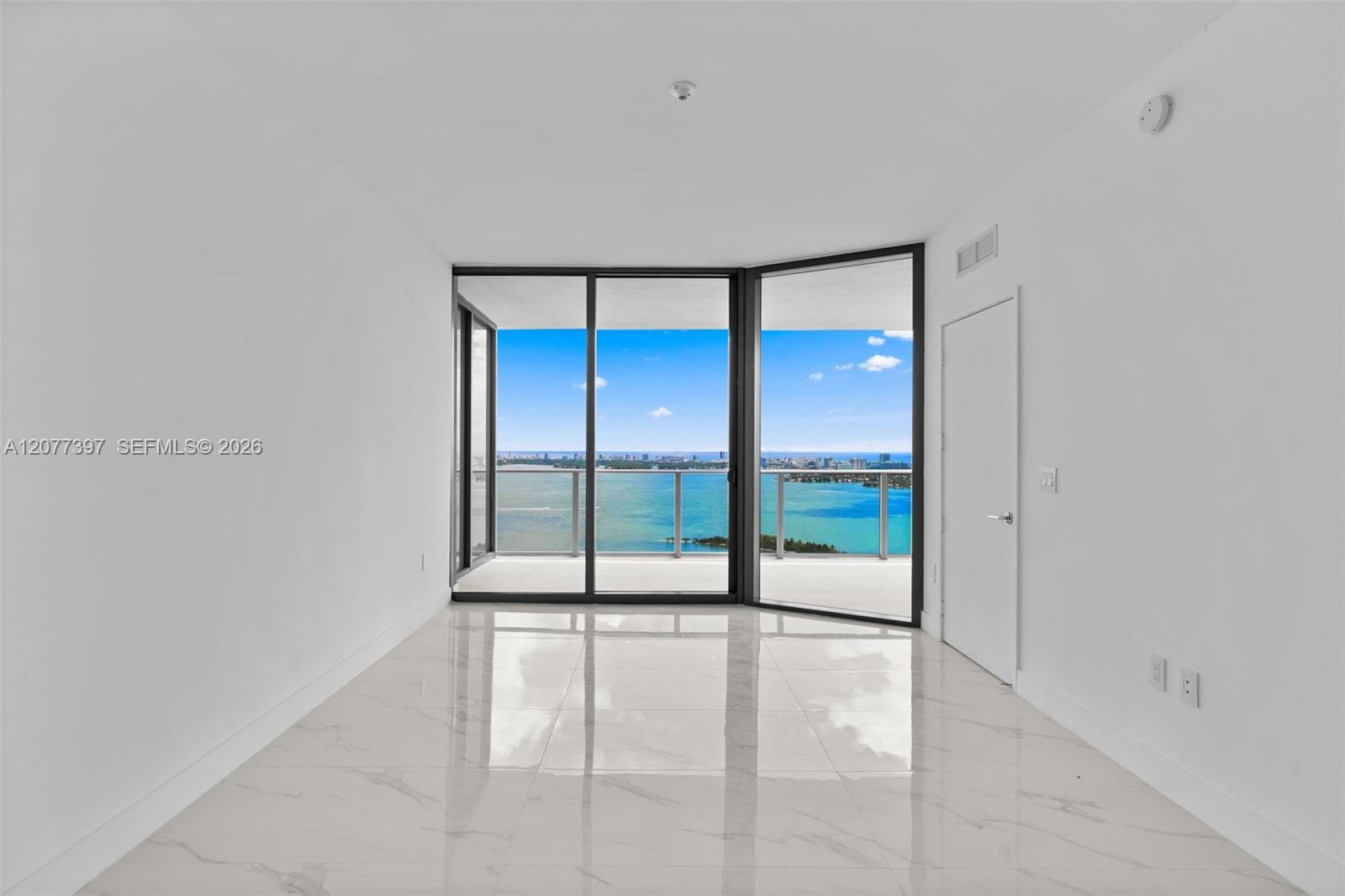700 Ne 24 2607 Property Photo 22