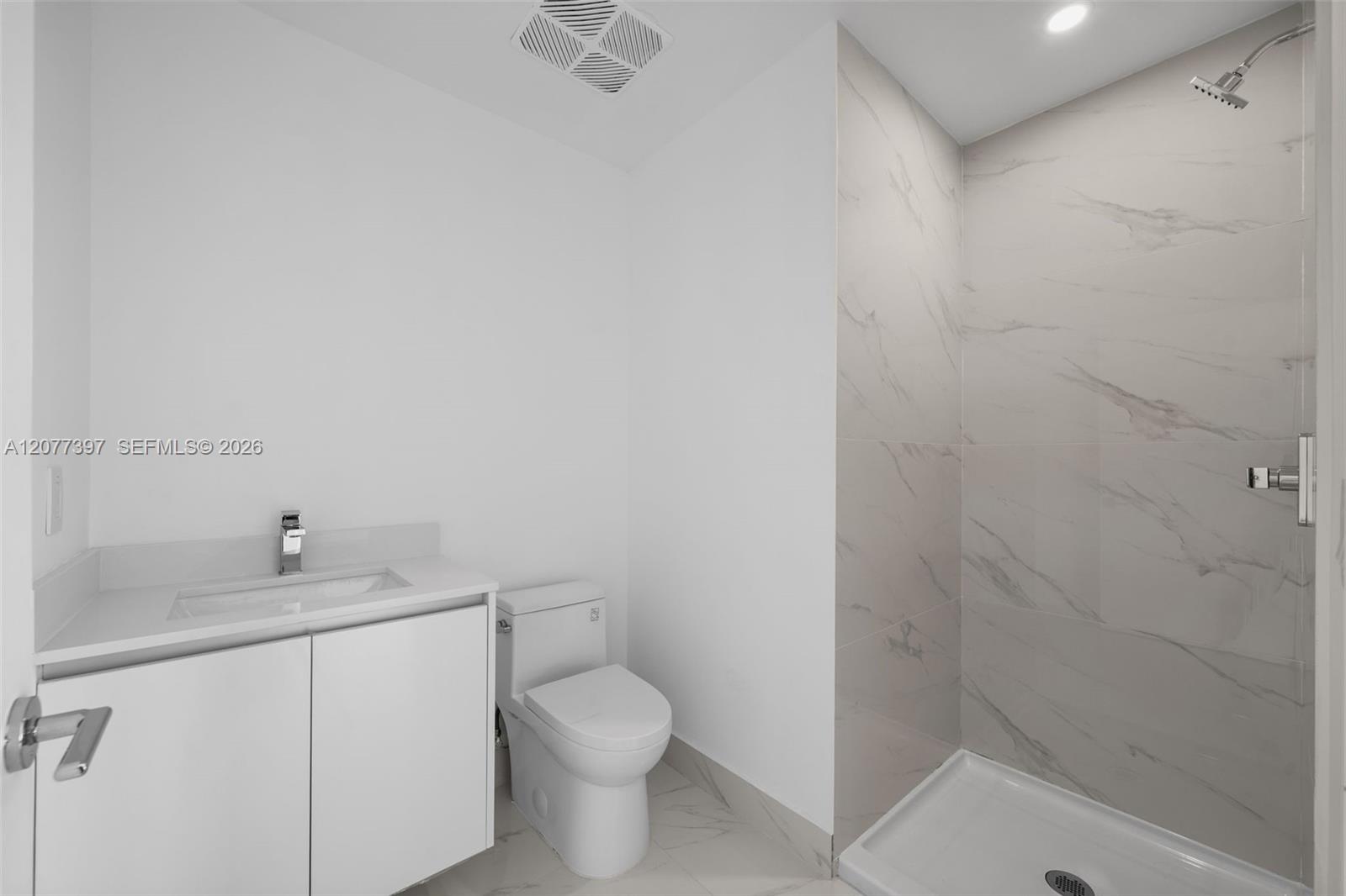 700 Ne 24 2607 Property Photo 45