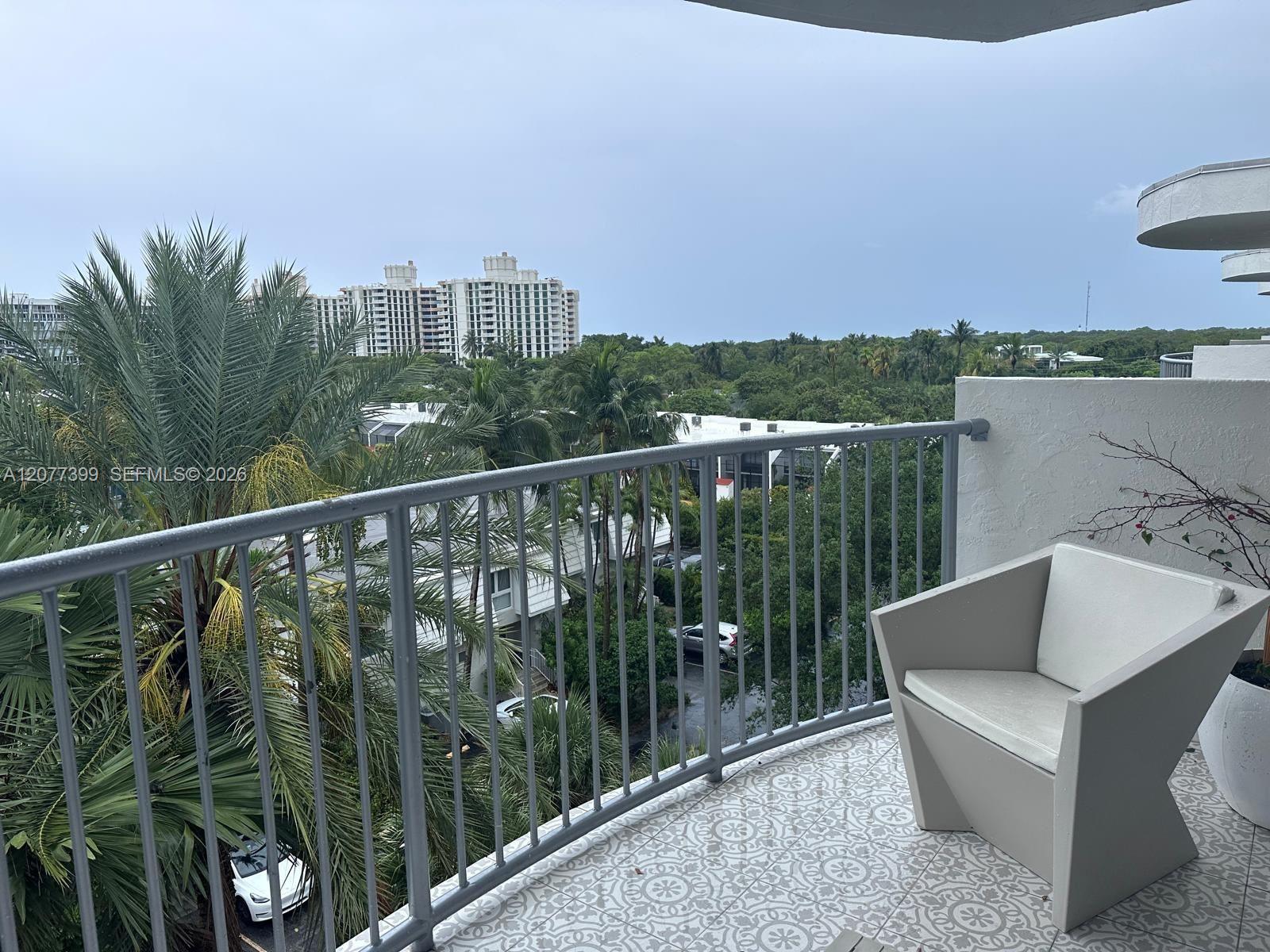 210 Sea View Drive 608 Property Photo 7