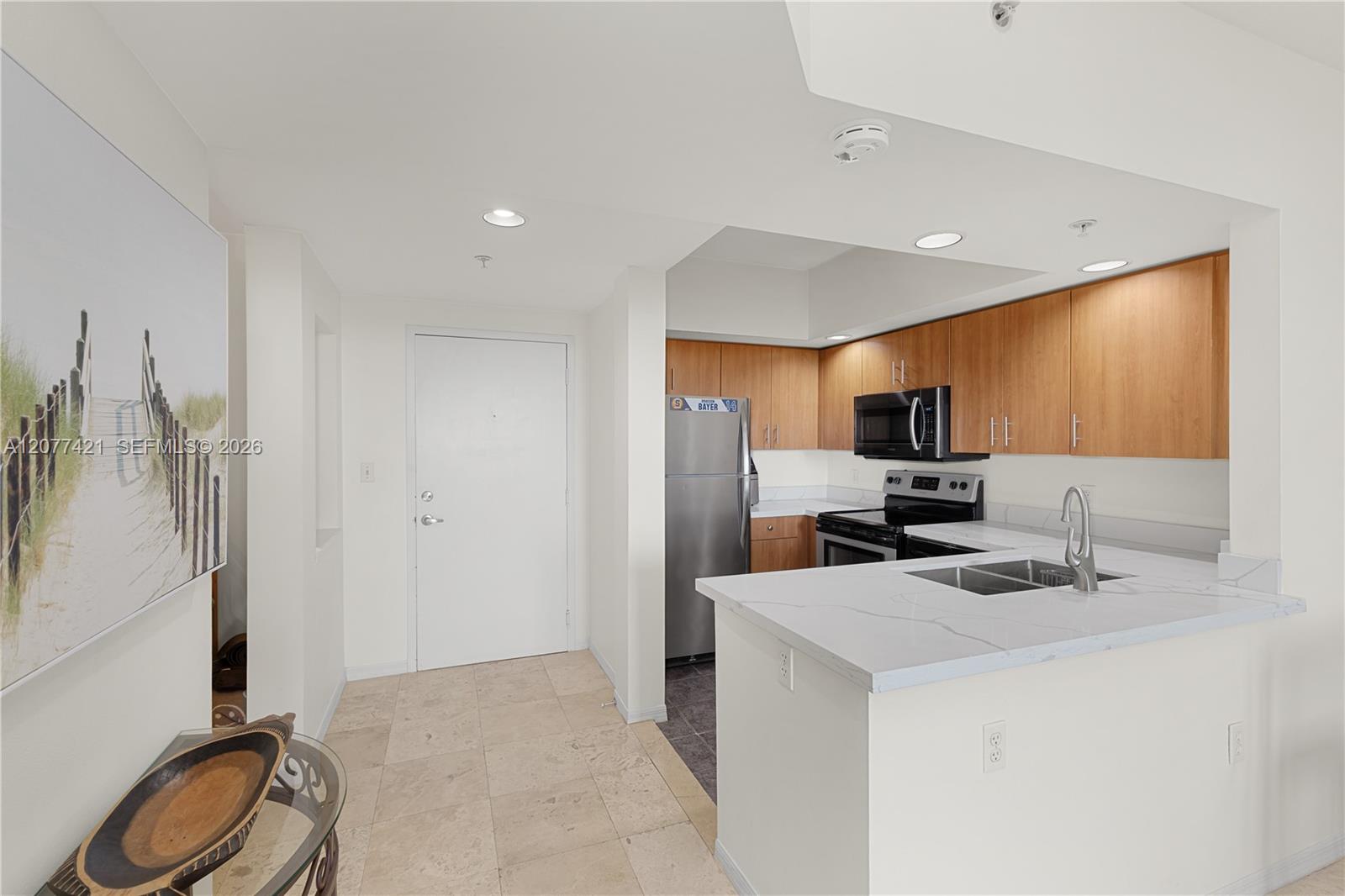 100 N Federal Highway 622 Property Photo 6