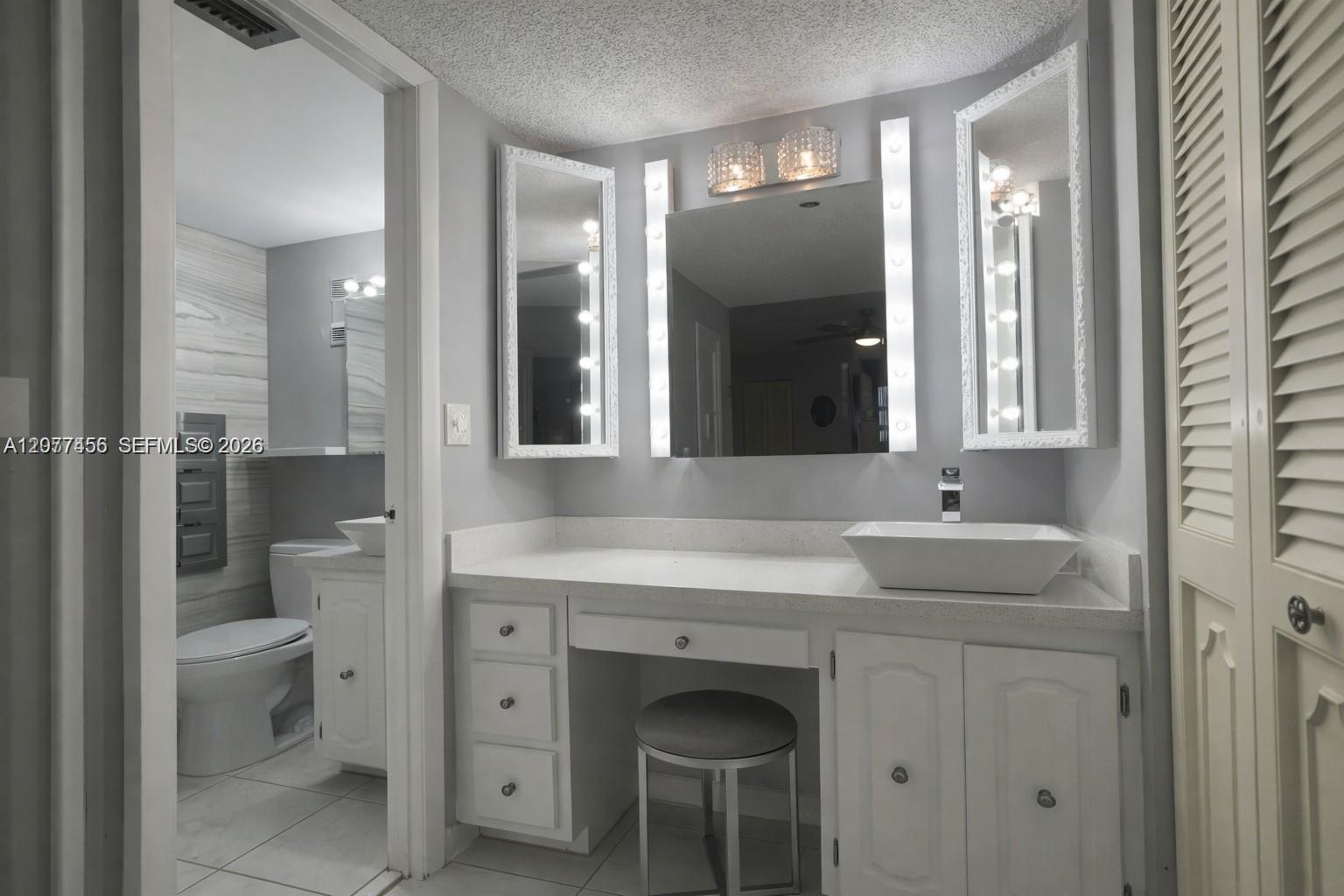 3910 Inverrary Boulevard 603-b Property Photo 7