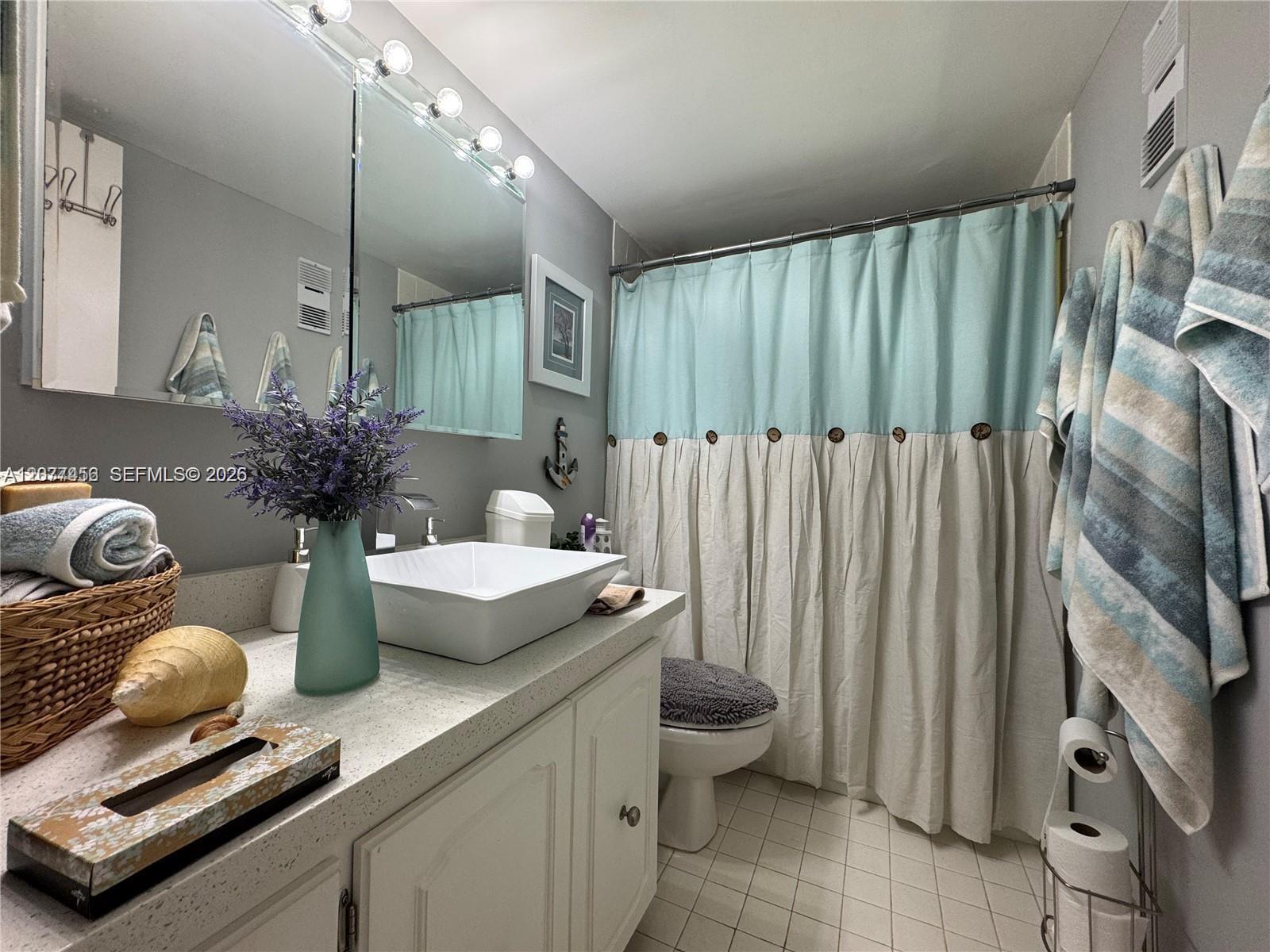 3910 Inverrary Boulevard 603-b Property Photo 22