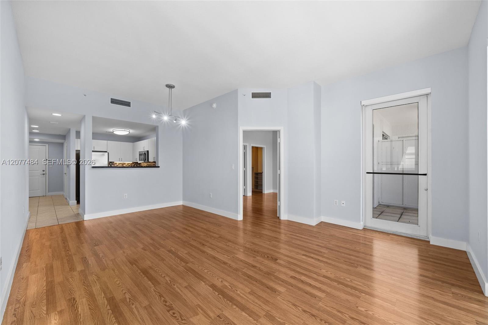 10 Aragon Avenue 1601 Property Photo 3