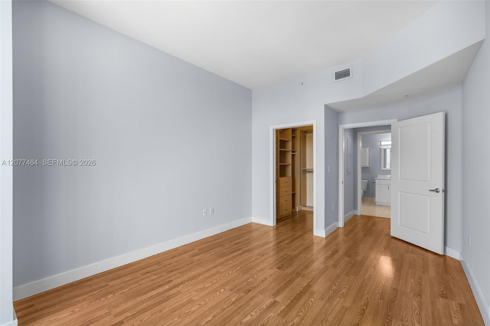 10 Aragon Avenue 1601 Property Photo 14