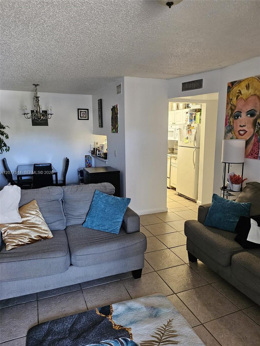 1838 Abbey Road 208 Property Photo 4