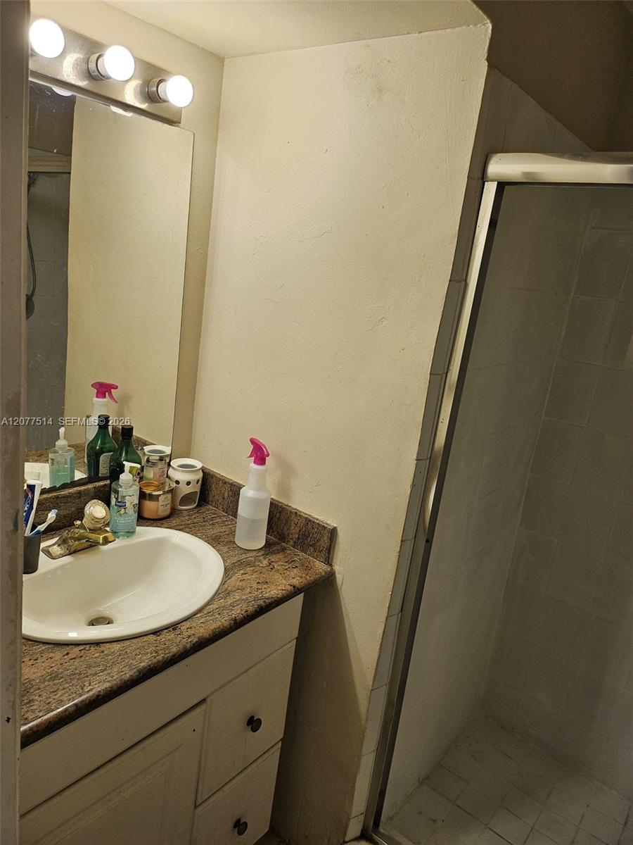 1838 Abbey Road 208 Property Photo 22