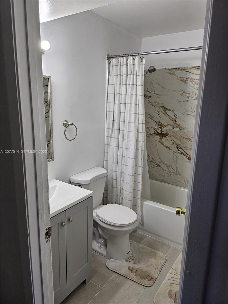 1838 Abbey Road 208 Property Photo 30