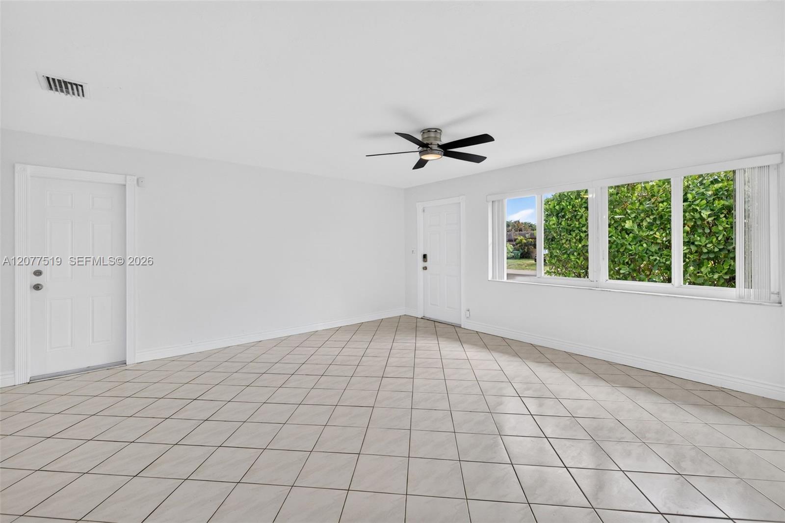 2061 Sw 38th Avenue Property Photo 21