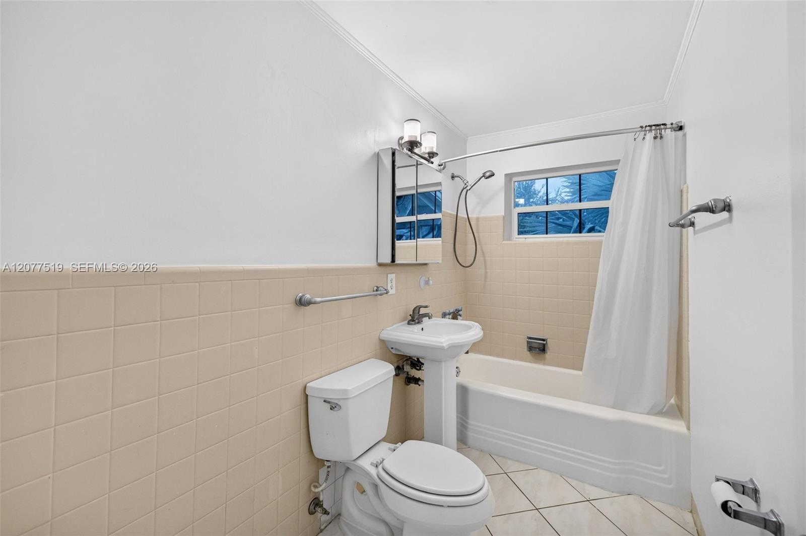 2061 Sw 38th Avenue Property Photo 35