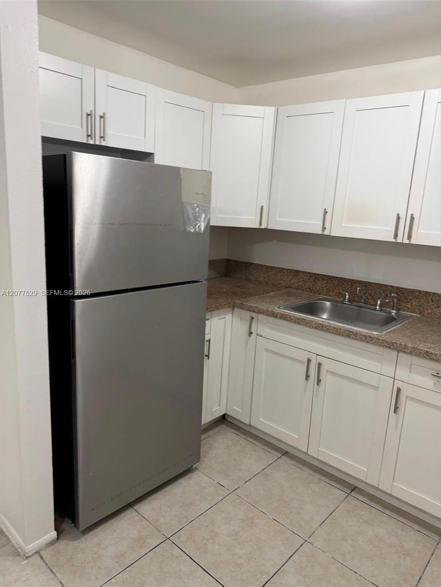 A12077529 Property Photo 2