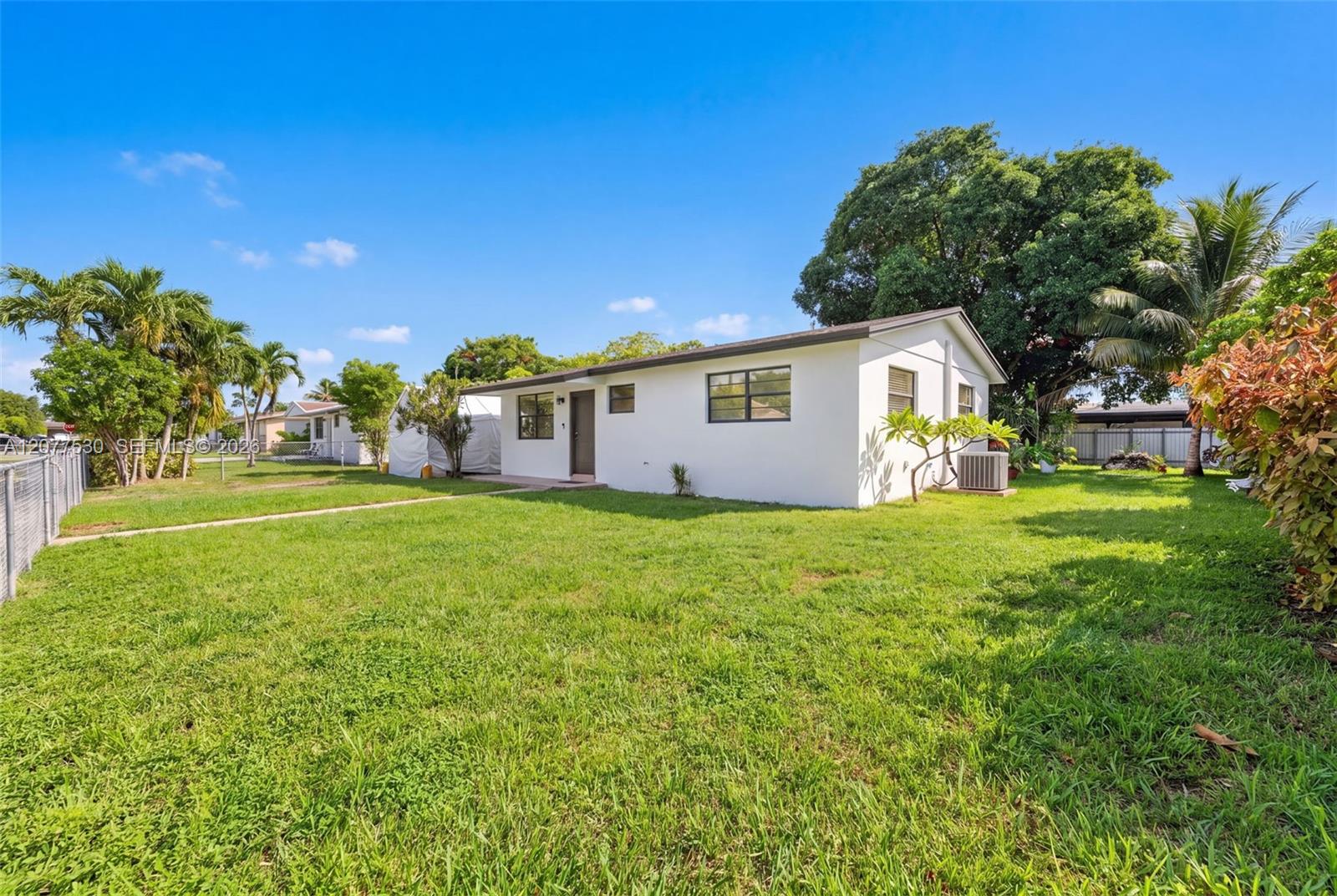 19721 Sw 114th Court Property Photo 2