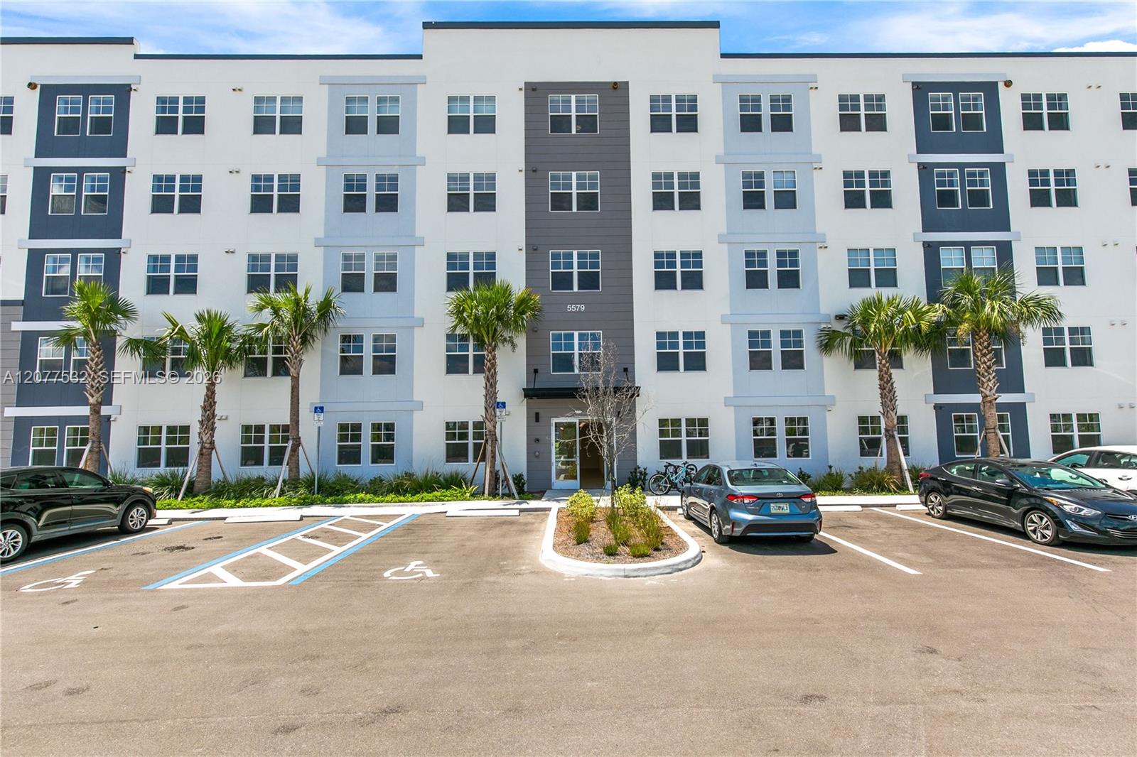 5579 Millenia Park 121 Property Photo 3