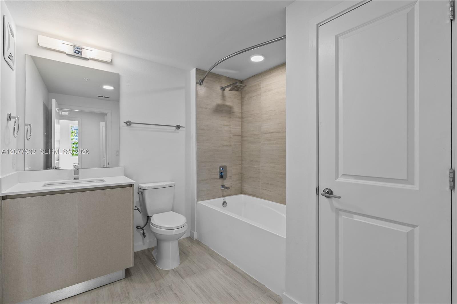 5579 Millenia Park 121 Property Photo 13