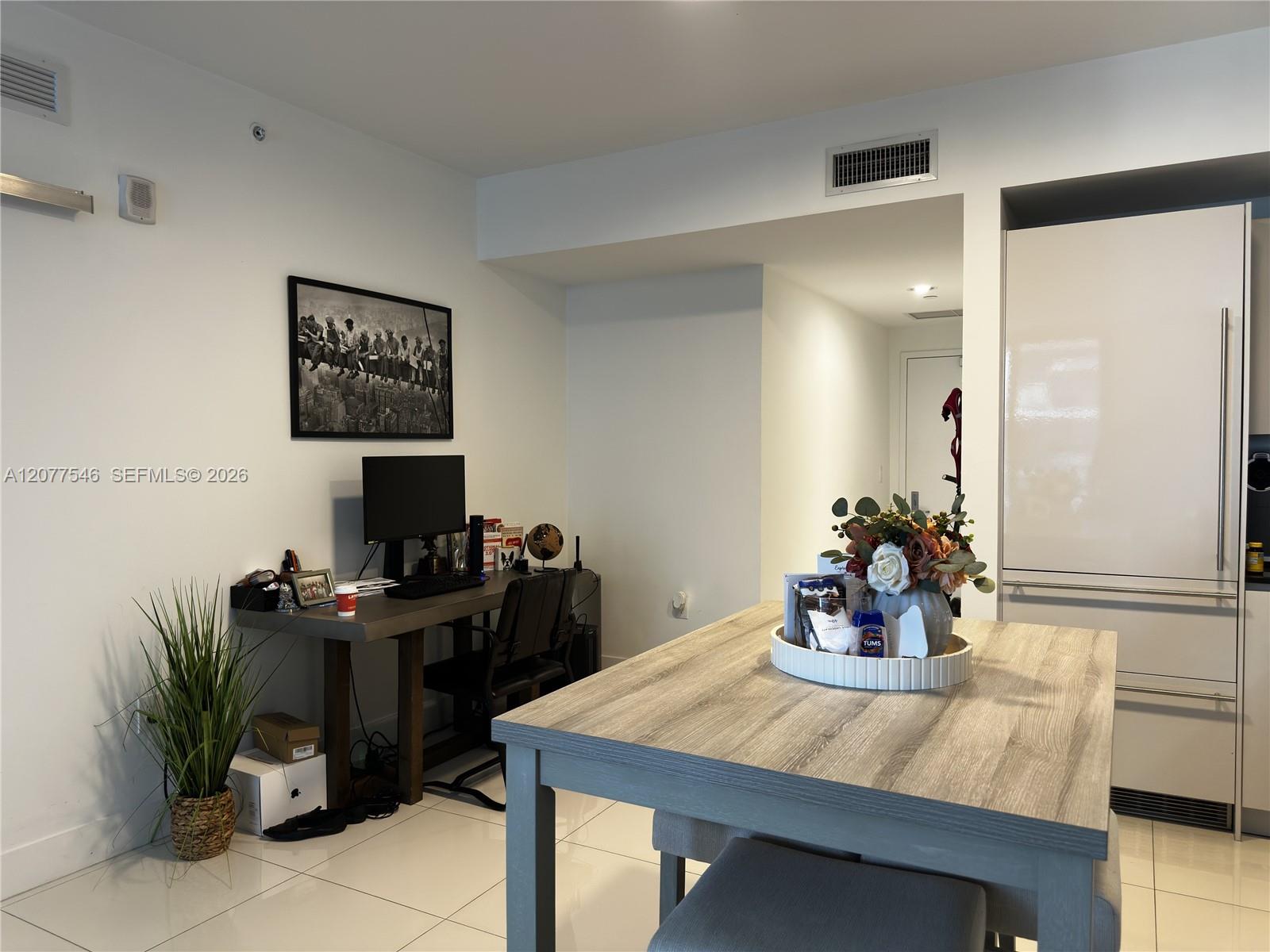 A12077546 Property Photo 8