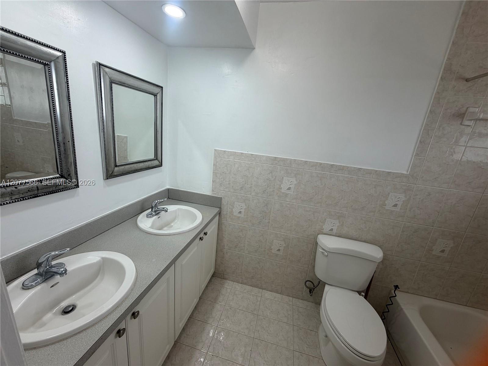 7590 Sw 82nd Street F221 Property Photo 10