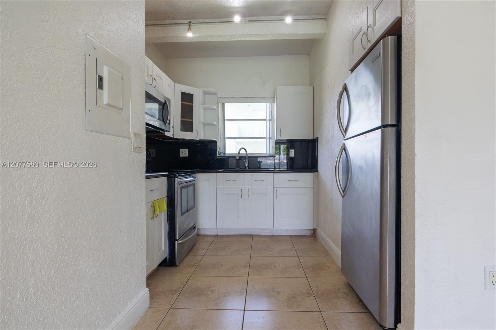 7620 Sw 82nd Street J102 Property Photo 7