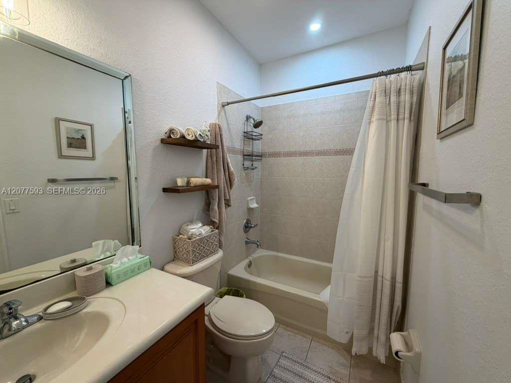 7940 Nw 108th Place Property Photo 25
