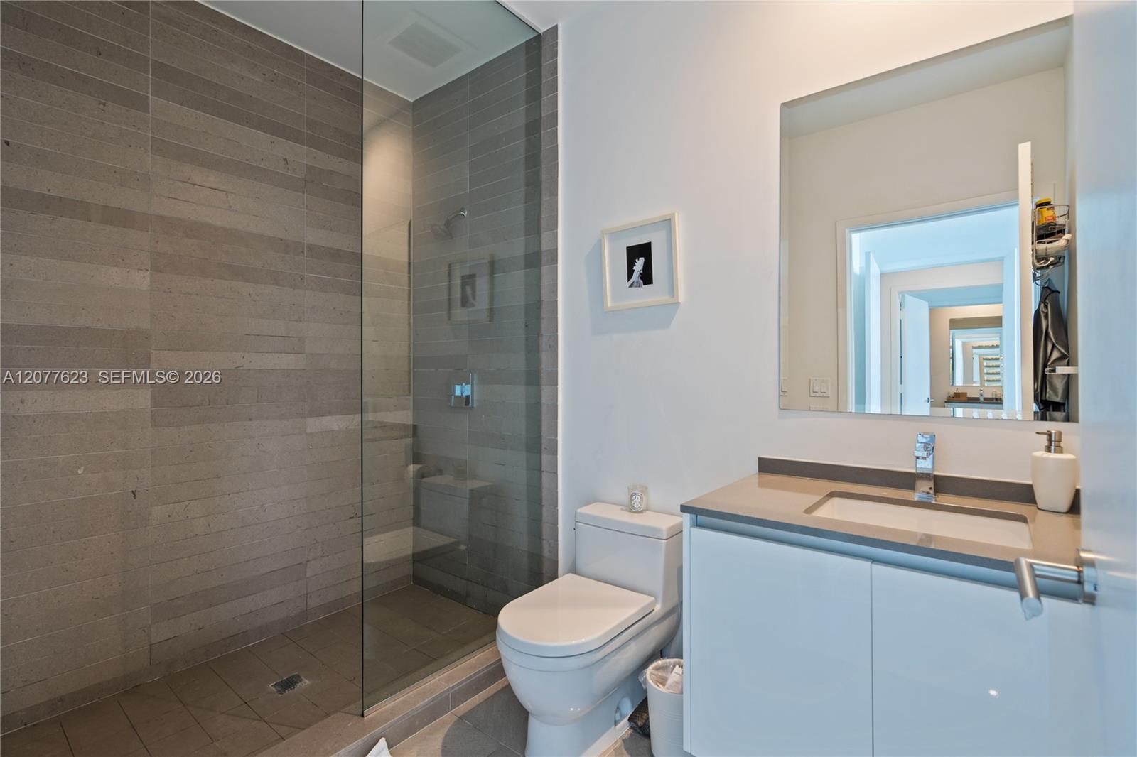 88 Sw 7th Street 4203 Property Photo 17