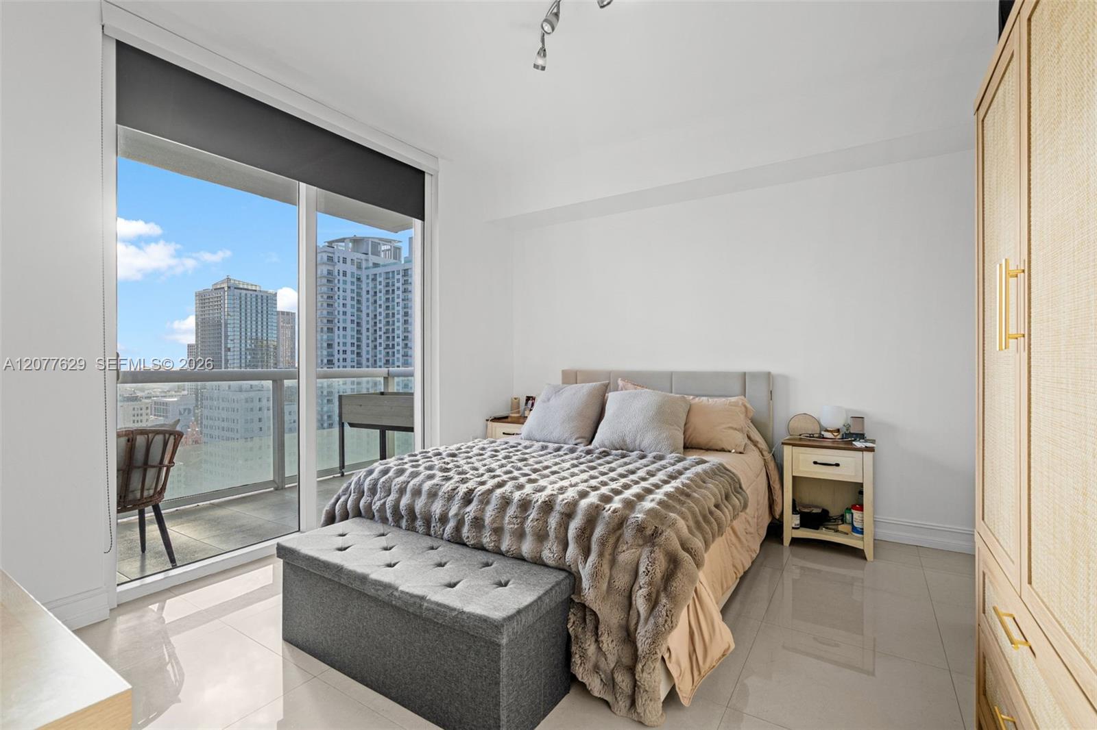 50 Biscayne Boulevard 2507 Property Photo 11