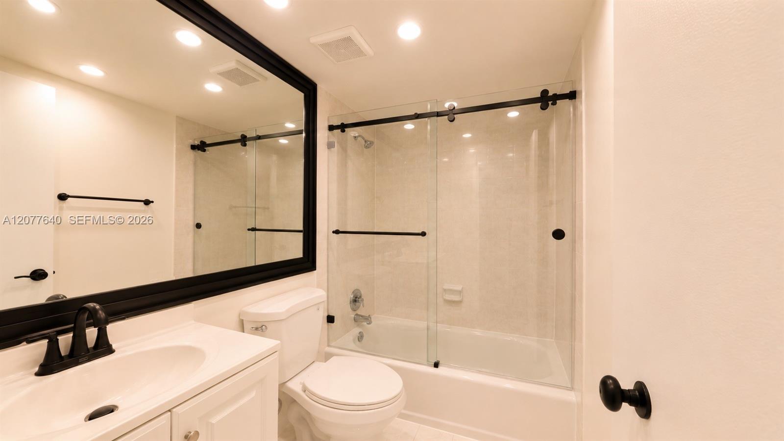 7745 Sw 86th Street D-323 Property Photo 7