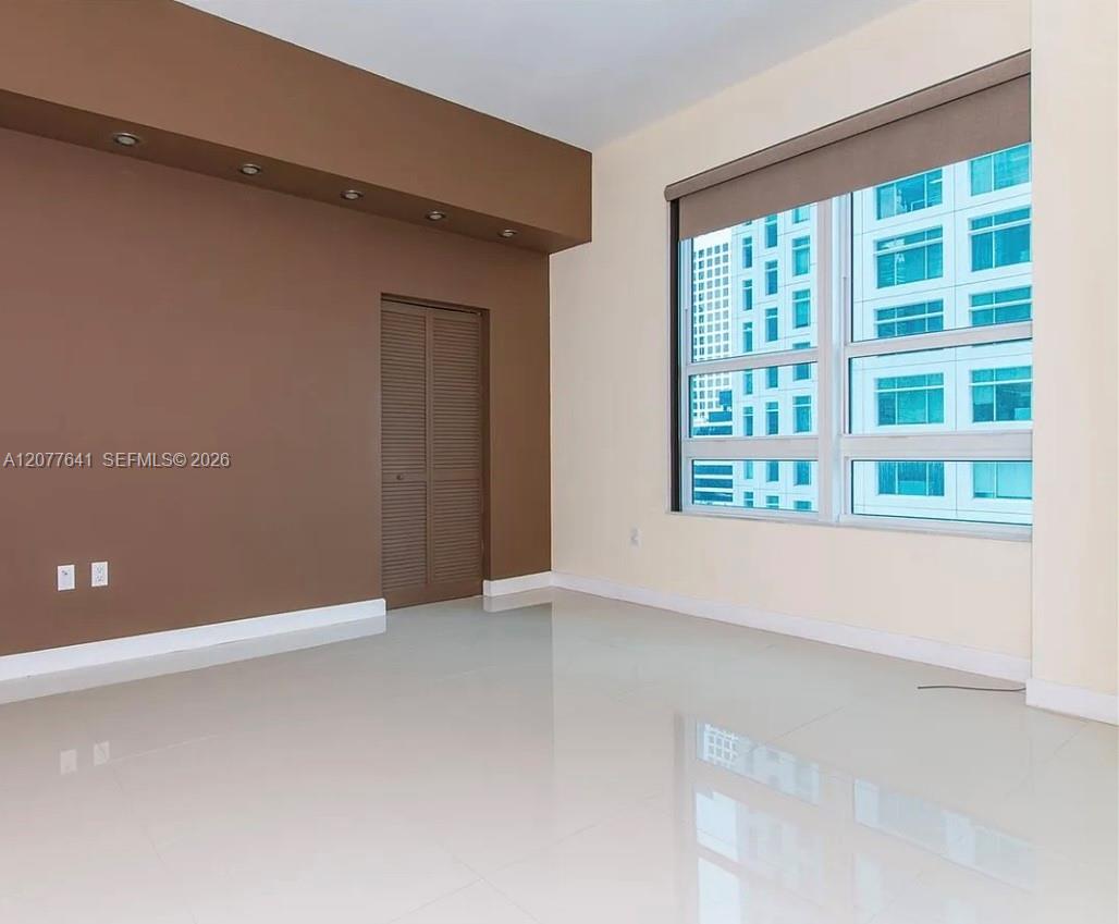 950 Brickell Bay Drive 902 Property Photo 8