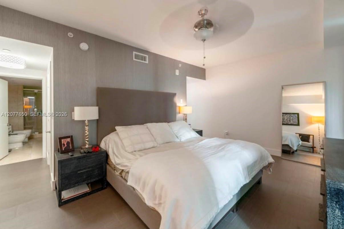 A12077650 Property Photo 13