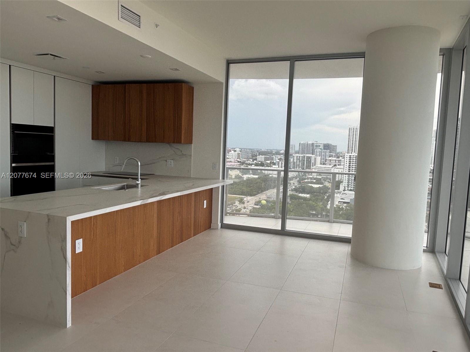 1400 Biscayne Boulevard 2106 Property Photo 9