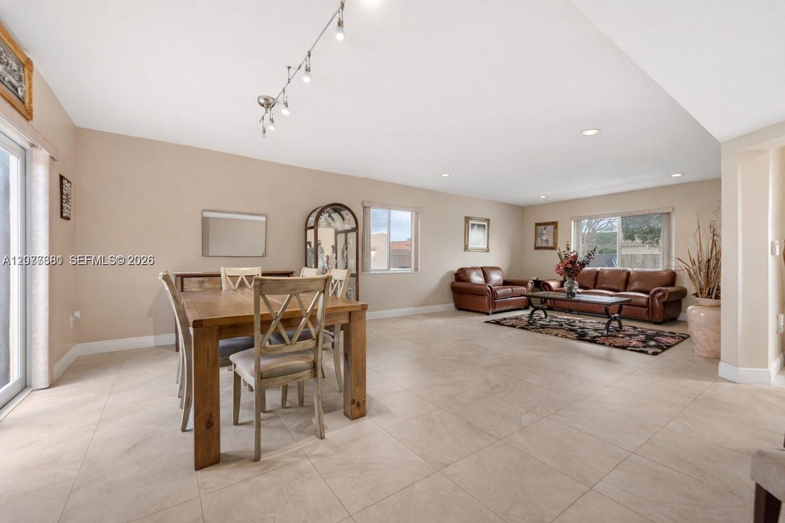 A12077681 Property Photo 8