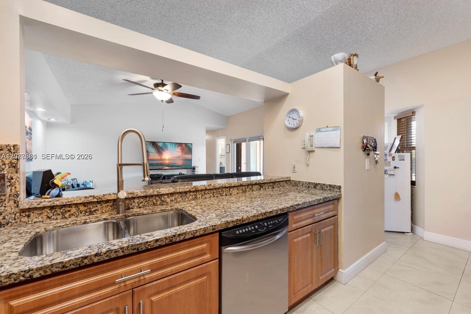 A12077681 Property Photo 10
