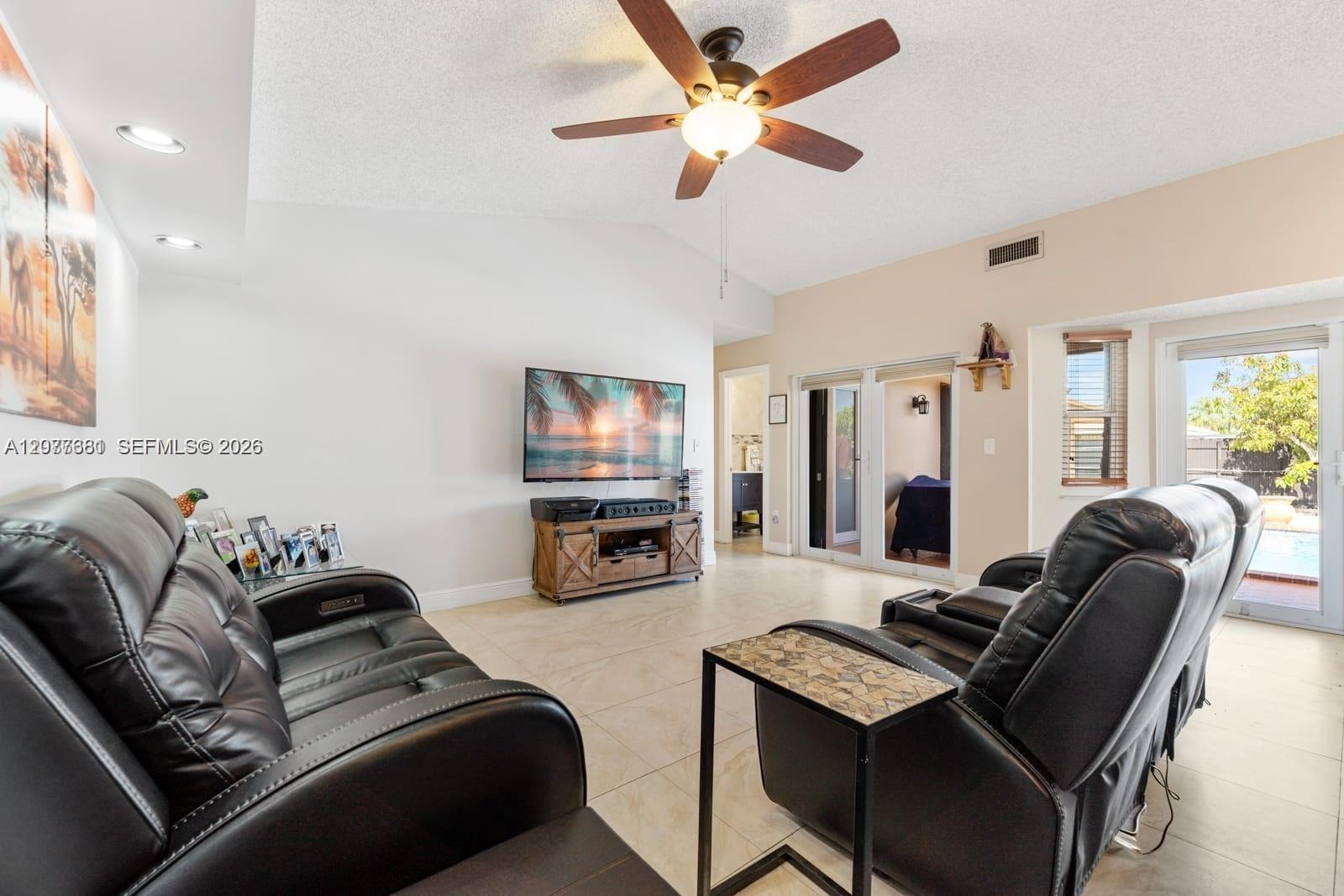A12077681 Property Photo 13