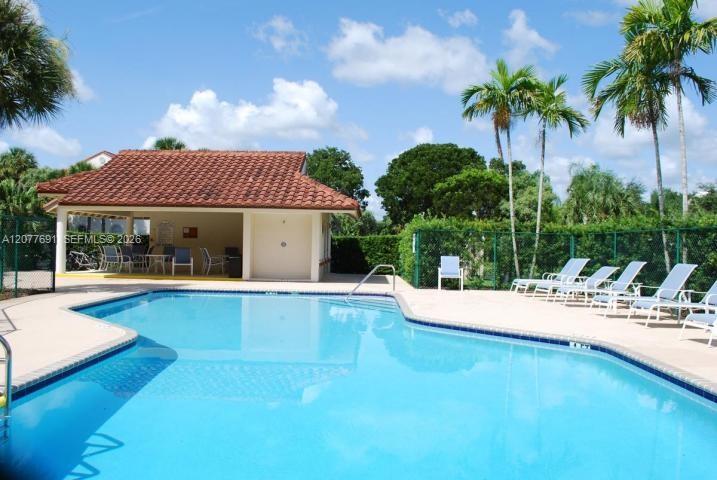 A12077691 Property Photo 10