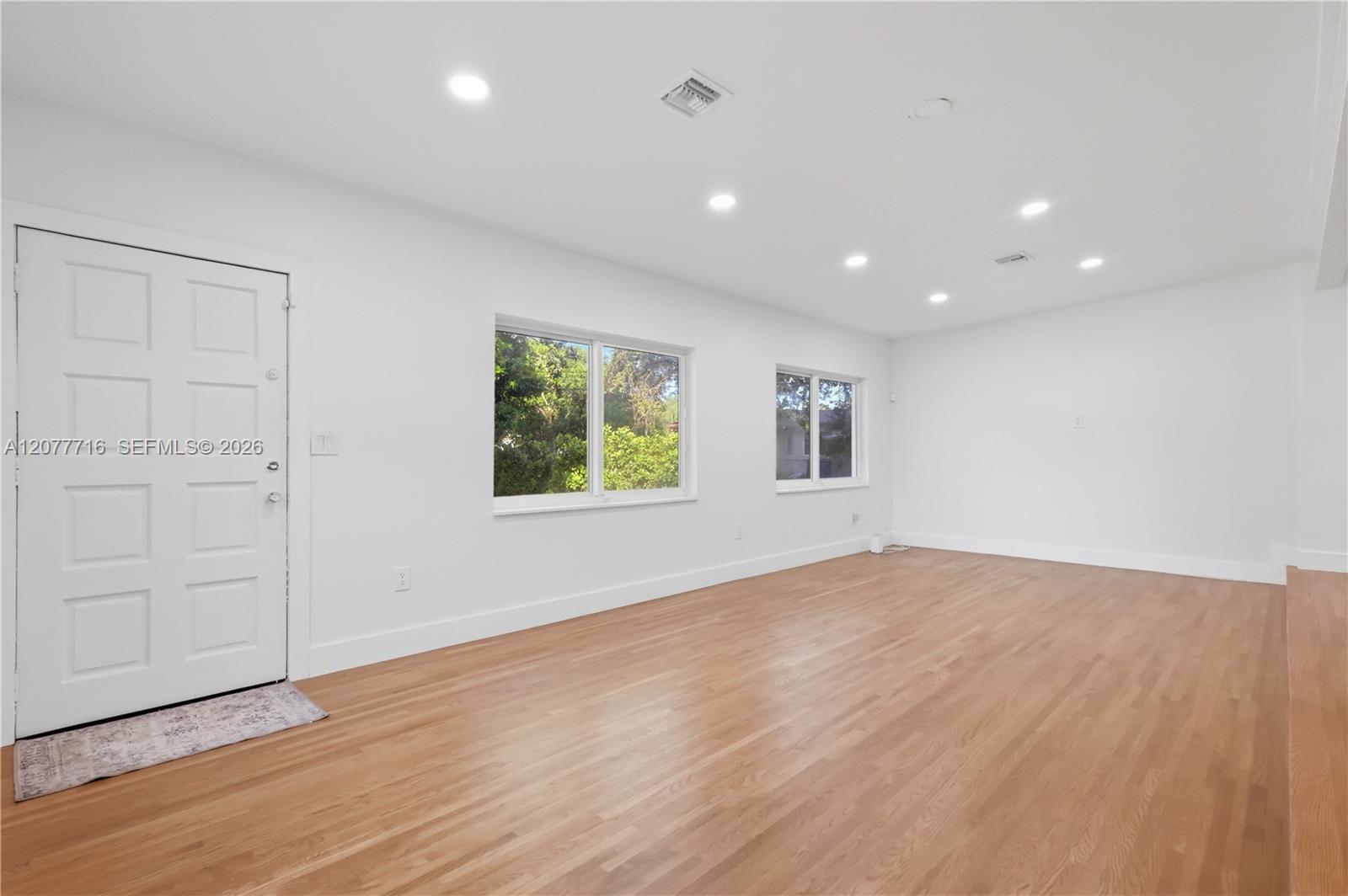 13040 N Miami Avenue Property Photo 14