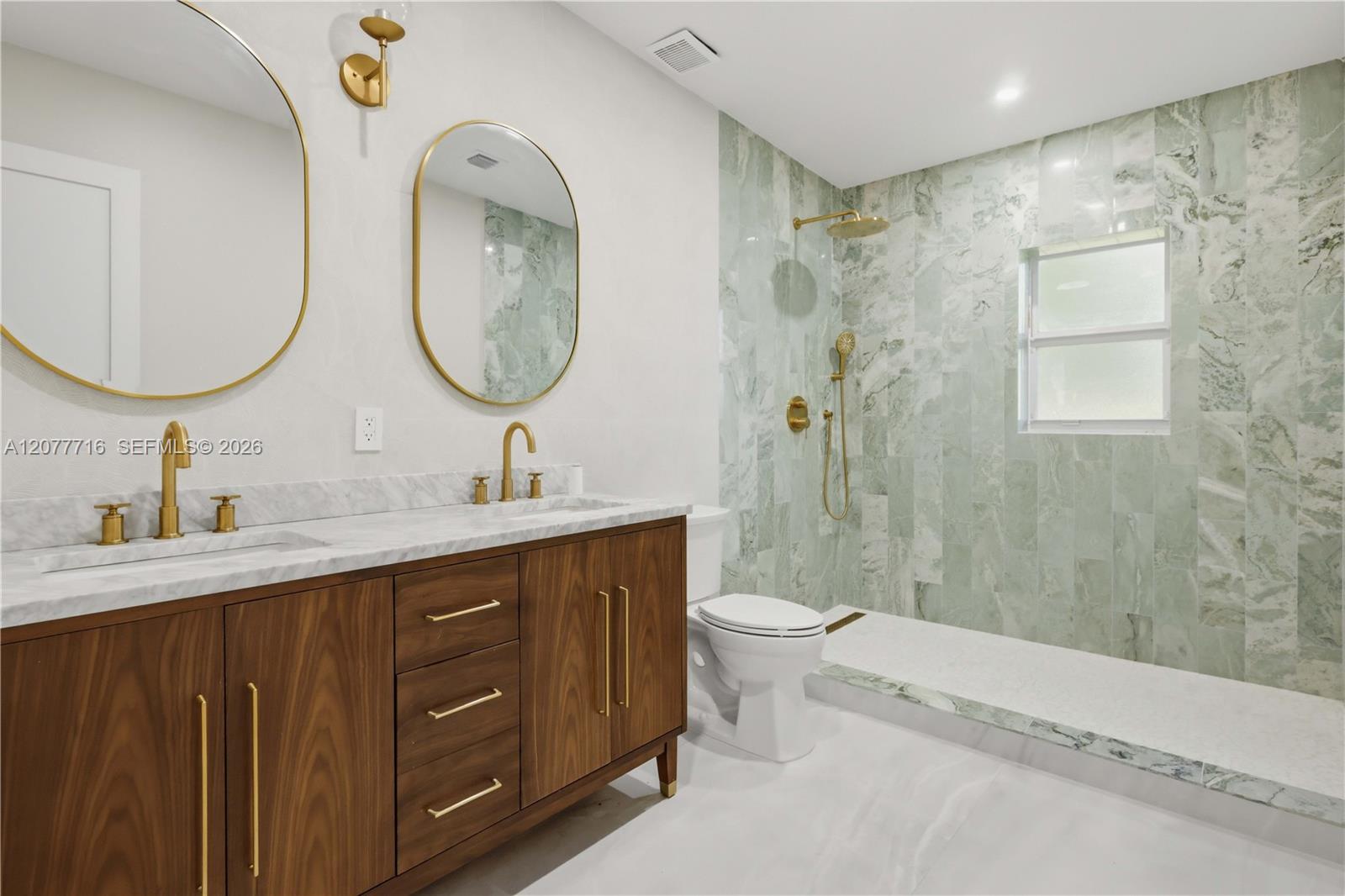 13040 N Miami Avenue Property Photo 18