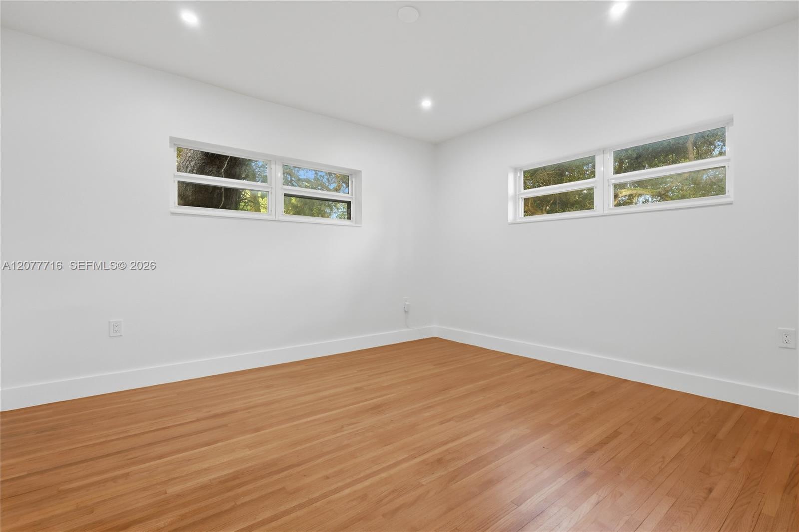 13040 N Miami Avenue Property Photo 19