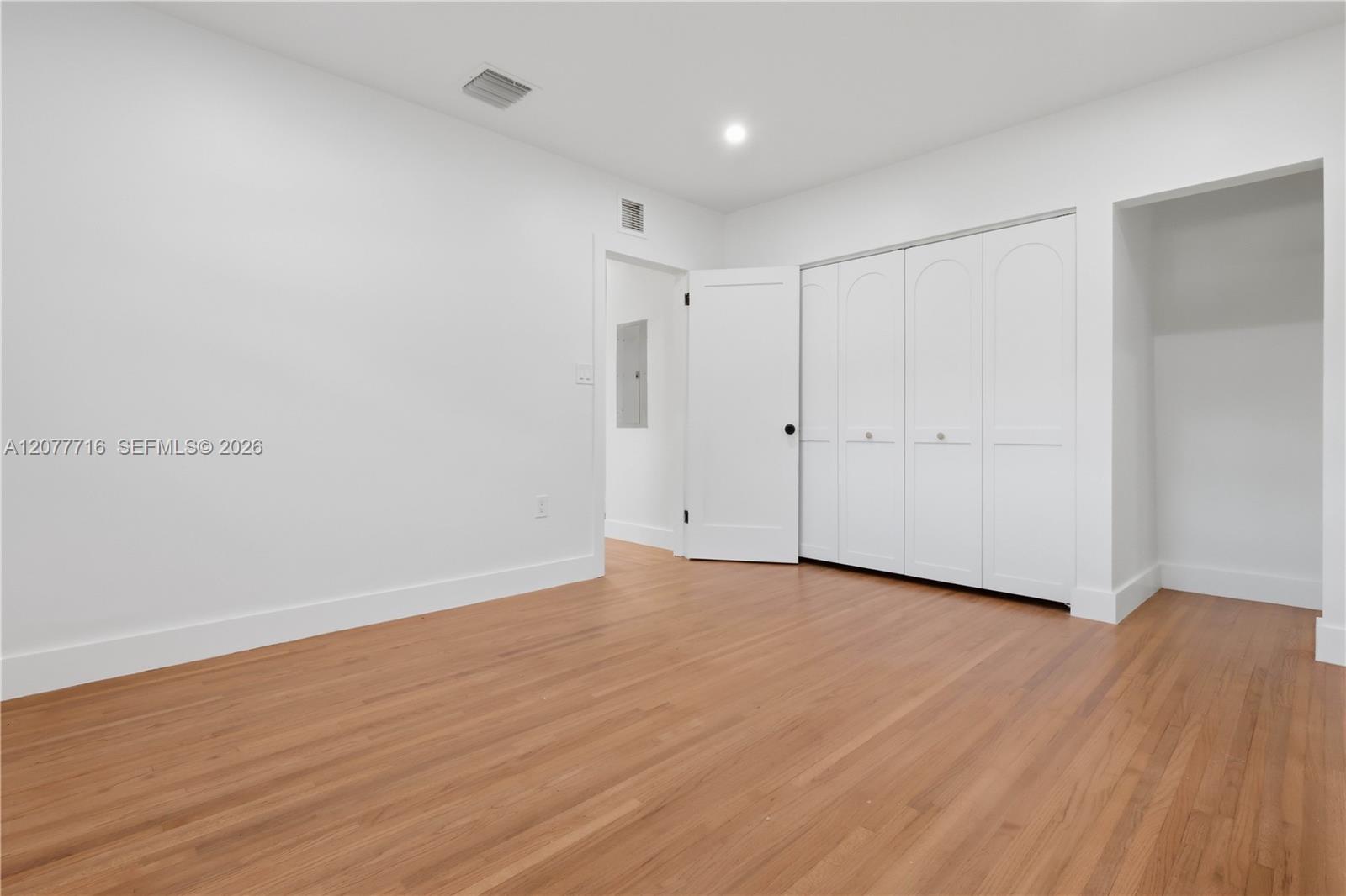 13040 N Miami Avenue Property Photo 21