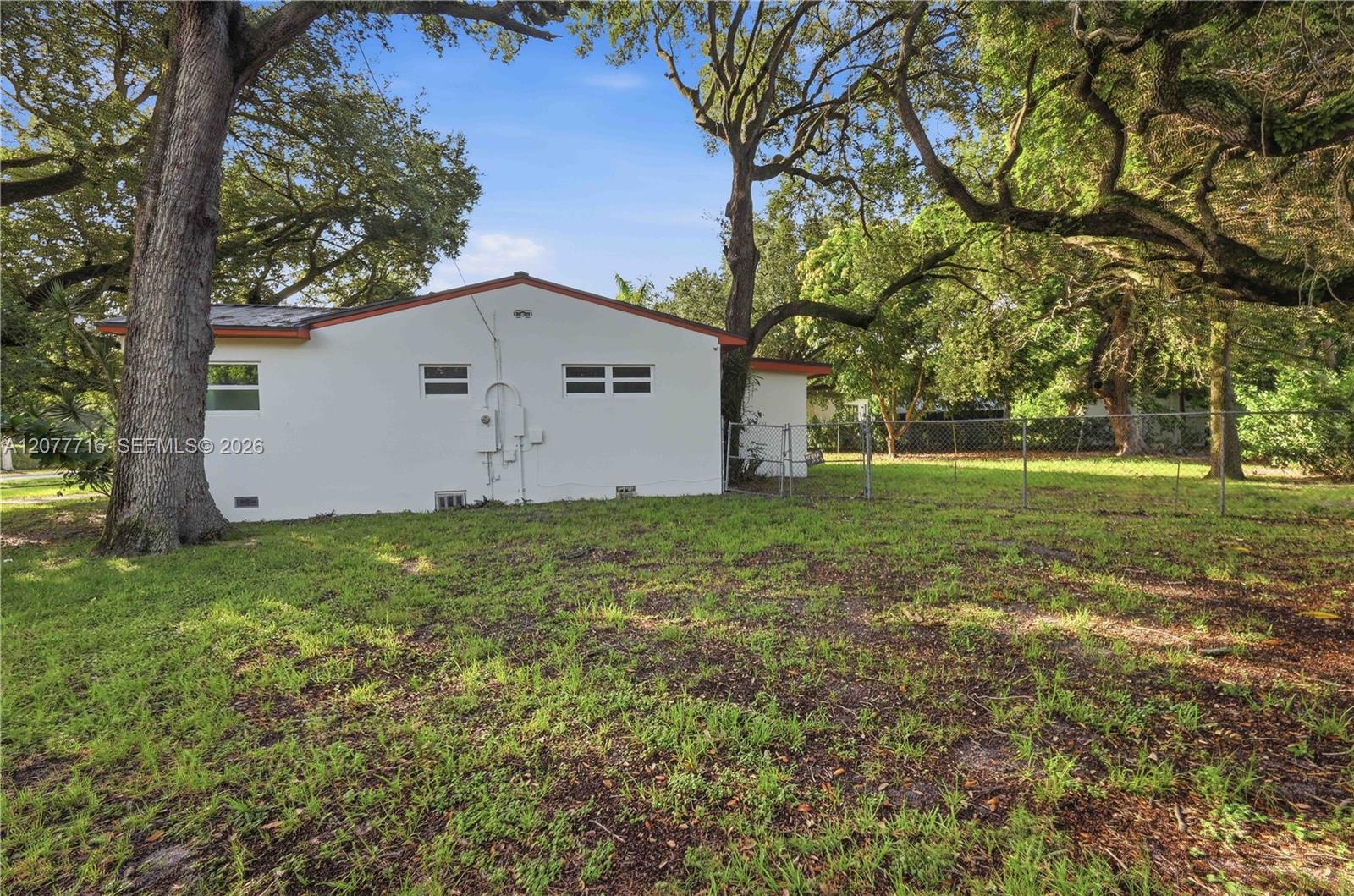 13040 N Miami Avenue Property Photo 32