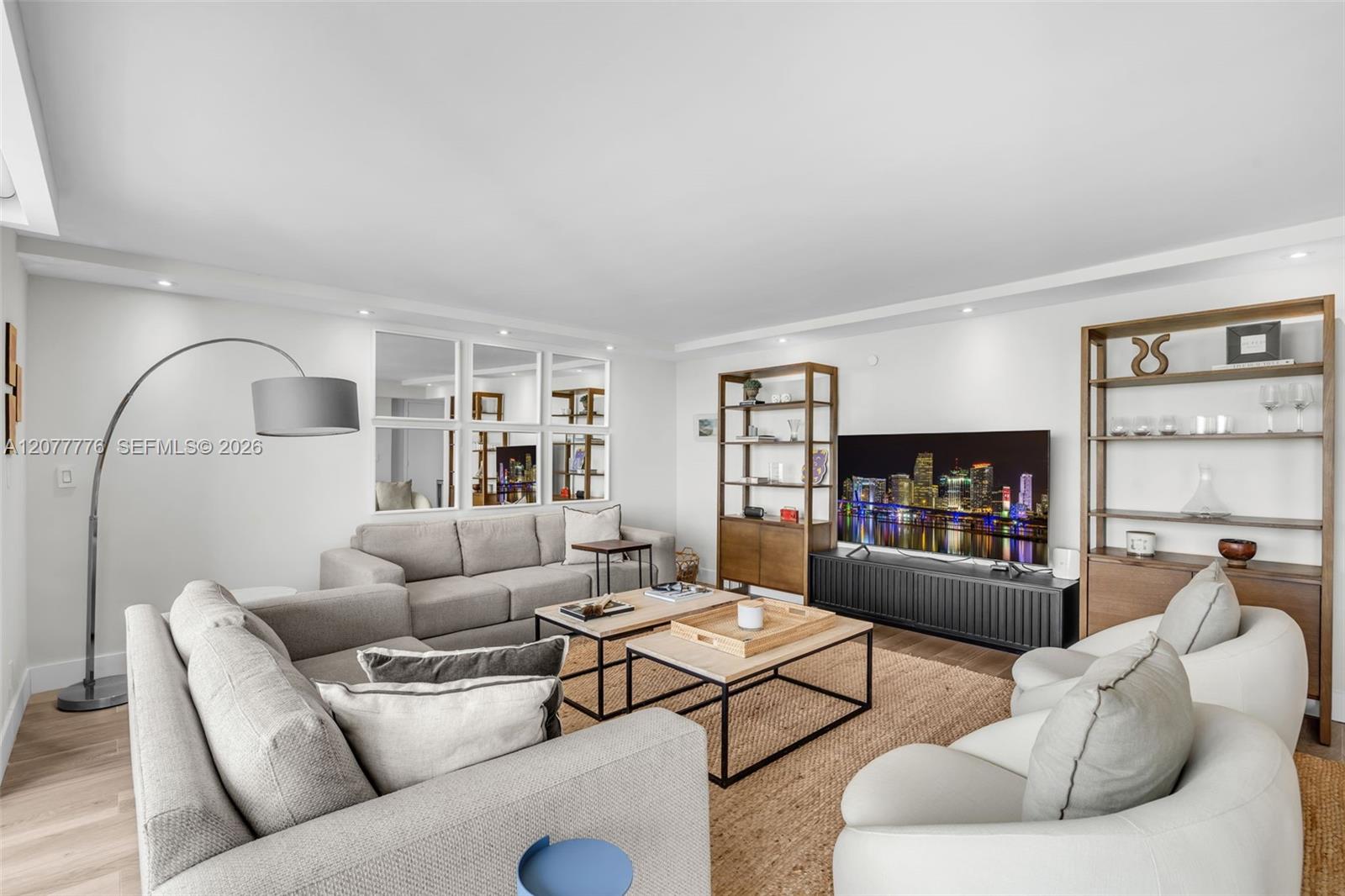 607 Ocean Drive 10k Property Photo 7
