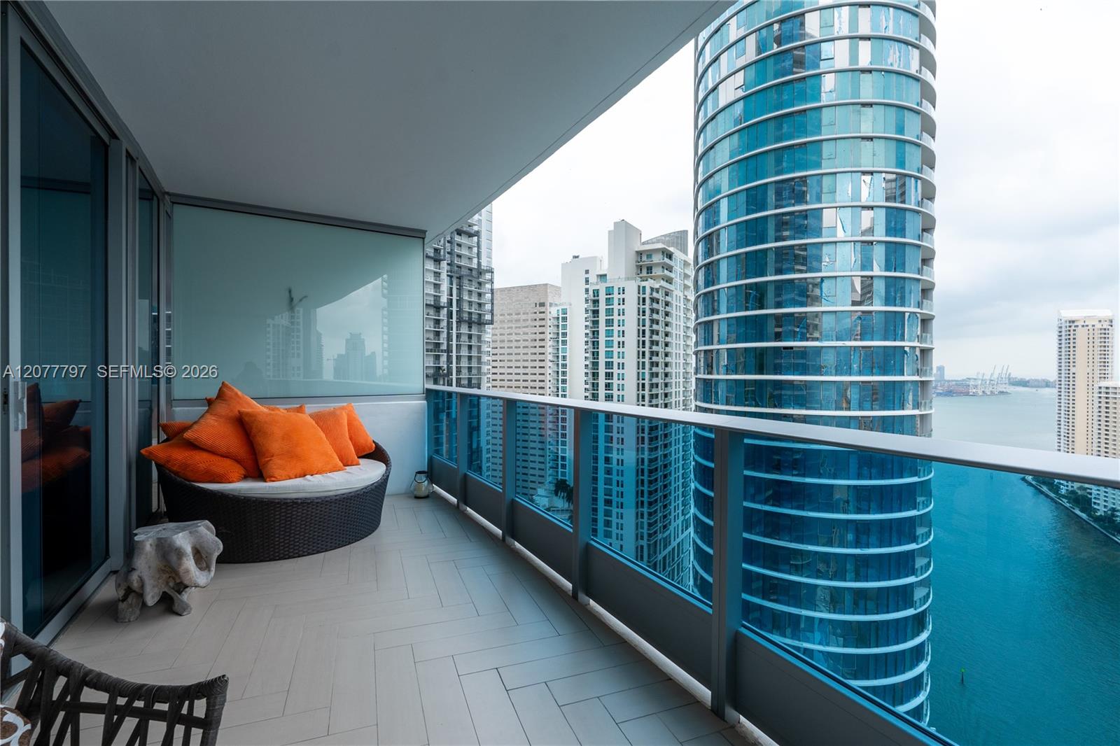 200 Biscayne Boulevard Way 3305 Property Photo 2