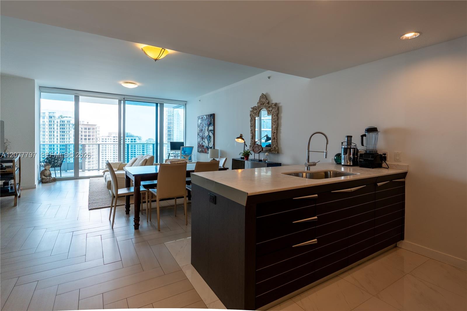 200 Biscayne Boulevard Way 3305 Property Photo 7