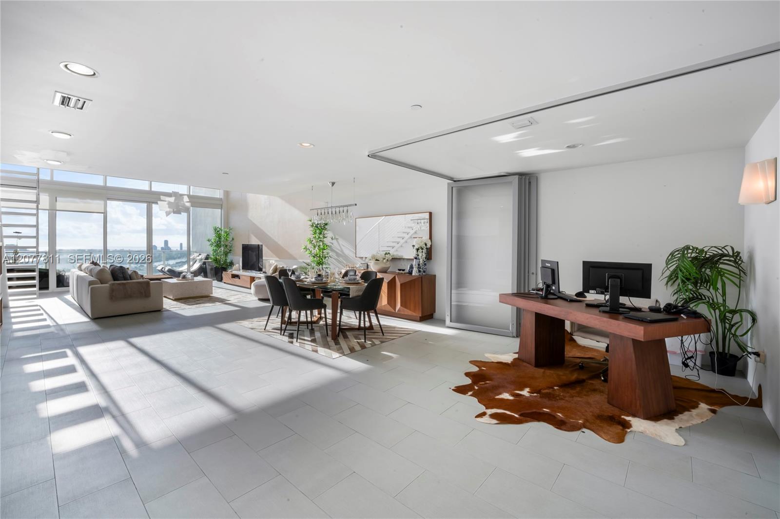 1040 Biscayne Boulevard 3203 Property Photo 3